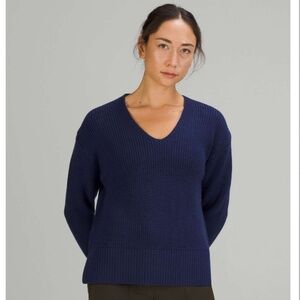 Lululemon Merino Wool V-Neck Sweater Night Sea
